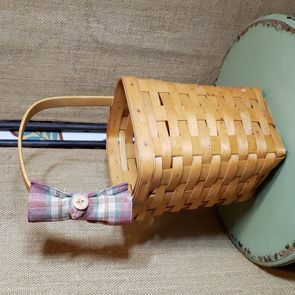 1997 Longaberger Basket